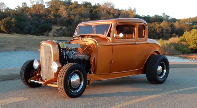 1932 Gold Ford Coupe Coupe