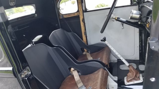 1932 Ford 5 Window Coupe