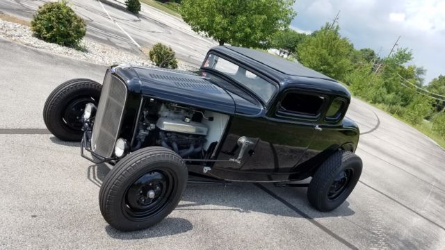 1932 Ford 5 Window Coupe