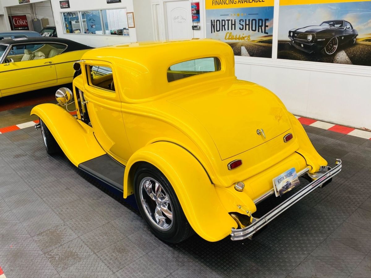 1932 Yellow Ford Hot Rod / Street Rod Coupe