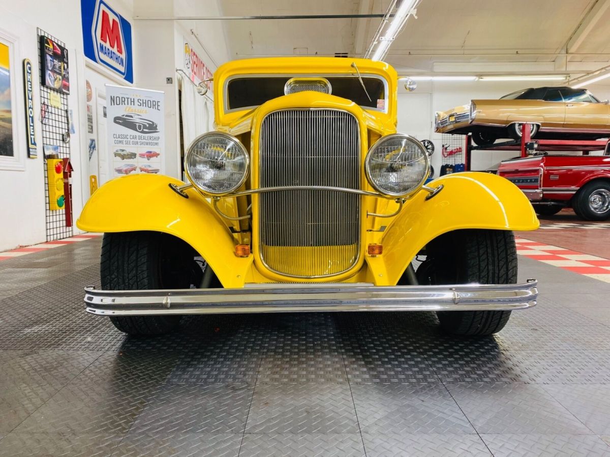 1932 Yellow Ford Hot Rod / Street Rod Coupe
