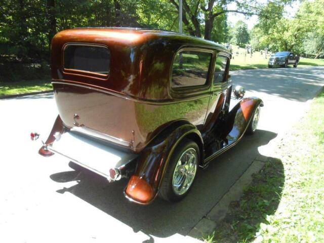 1932 Brown Ford Model 18 STREET ROD