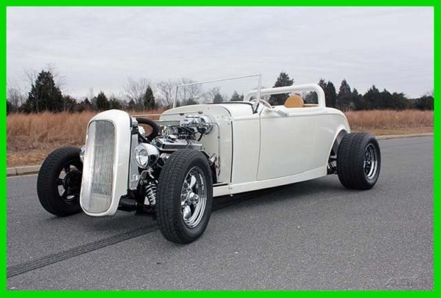 1932 White Ford Model A Convertible