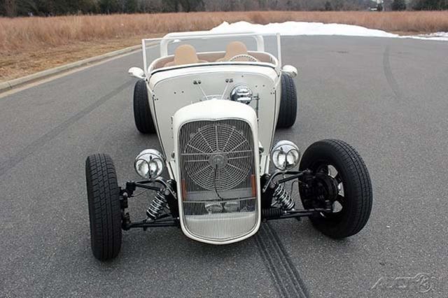 1932 White Ford Model A Convertible