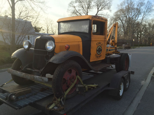 1932 Black Ford Model B Sedan