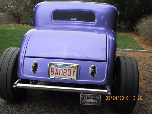 1932 Purple Ford 5 window coupe Coupe
