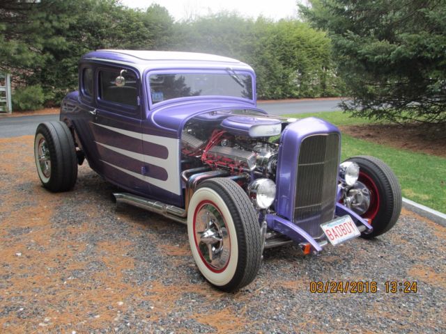 1932 Purple Ford 5 window coupe Coupe