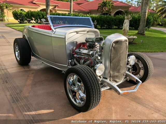 1932 Silver Ford Roadster Coupe