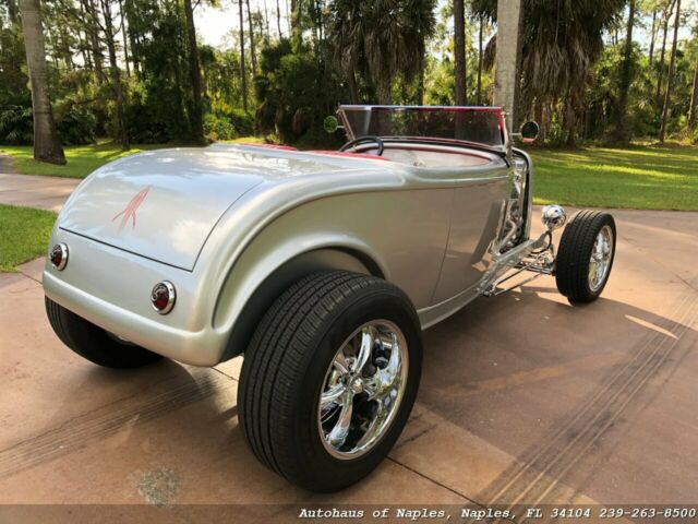 1932 Silver Ford Roadster Coupe