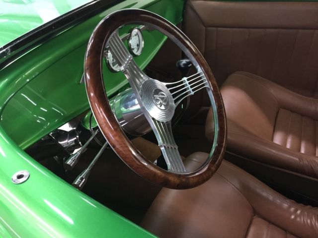 1932 Green Ford Other