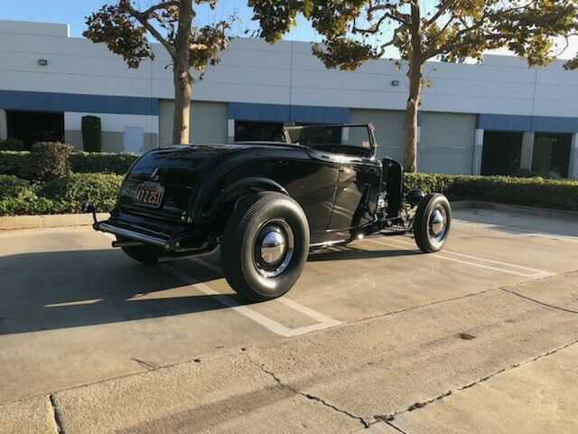 1932 Black Ford ROADSTER ROADSTER