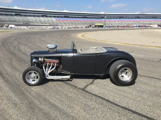 1932 Gray Ford Roadster Convertible