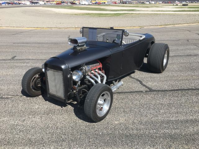 1932 Gray Ford Roadster Convertible