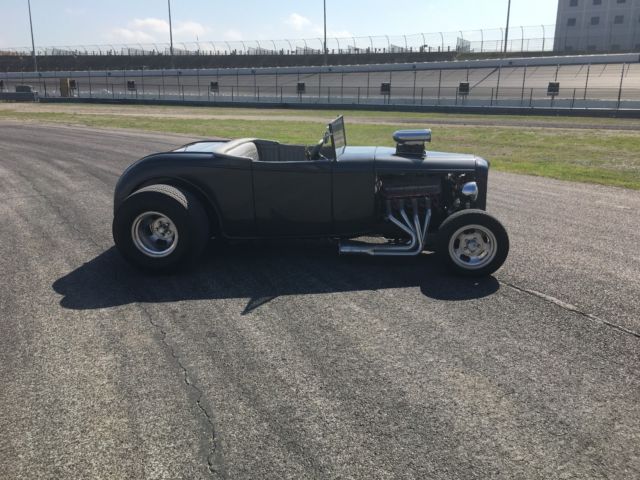 1932 Gray Ford Roadster Convertible