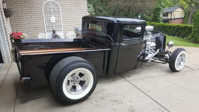 1932 Black Ford PICKUP Standard Cab Pickup