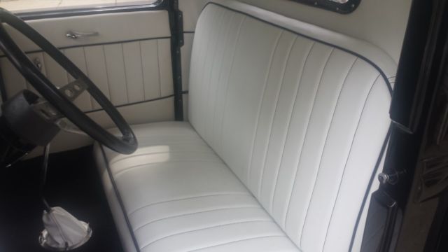 1932 Black Ford PICKUP Standard Cab Pickup