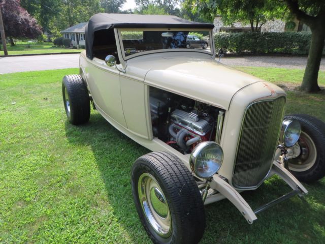 1932 Tan Ford Other Roadster