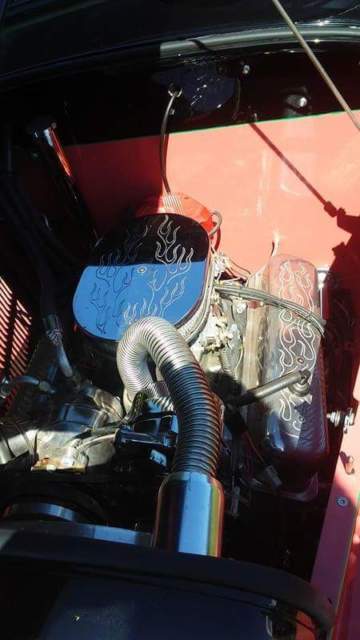 1932 black&coral Ford Model A Coupe