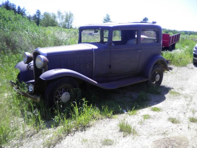 1932 Black Oldsmobile Model 30-B