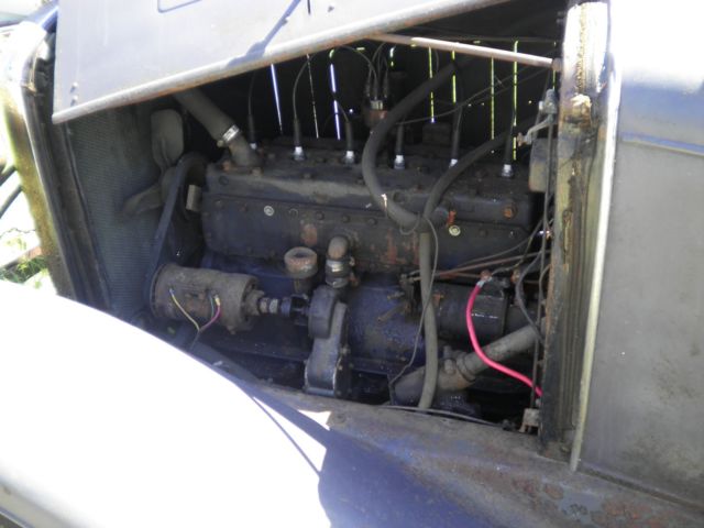 1932 Black Oldsmobile Model 30-B