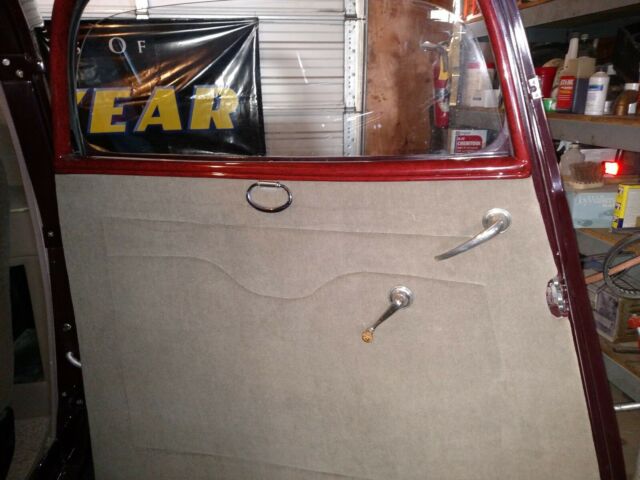 1933 maroon Ford 3 w coupe Coupe