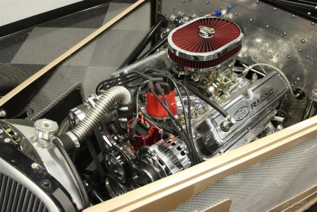 1933 Black Ford 3-Window