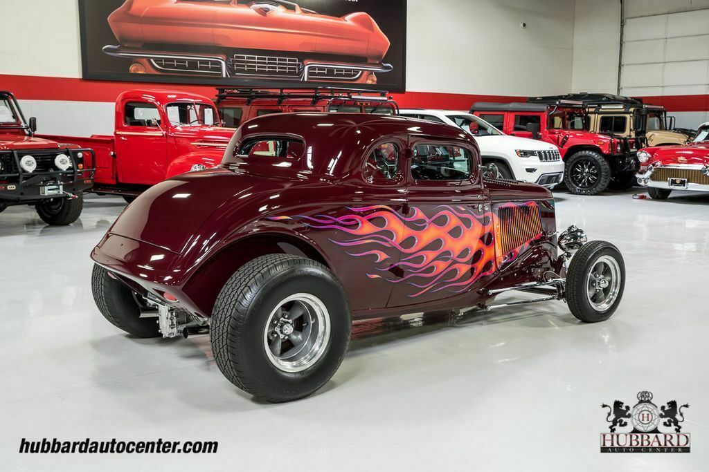 1933 Burgundy Ford 5 Window Coupe Coupe