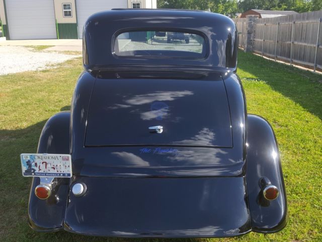 1933 Black Ford coupe Coupe