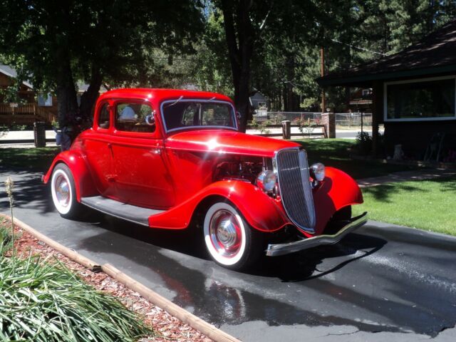 1933 Red Ford Coupe