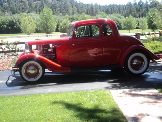 1933 Red Ford Coupe