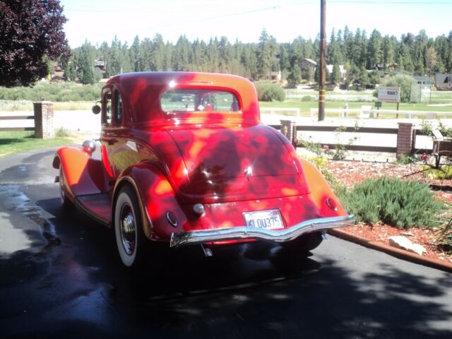1933 Red Ford Coupe