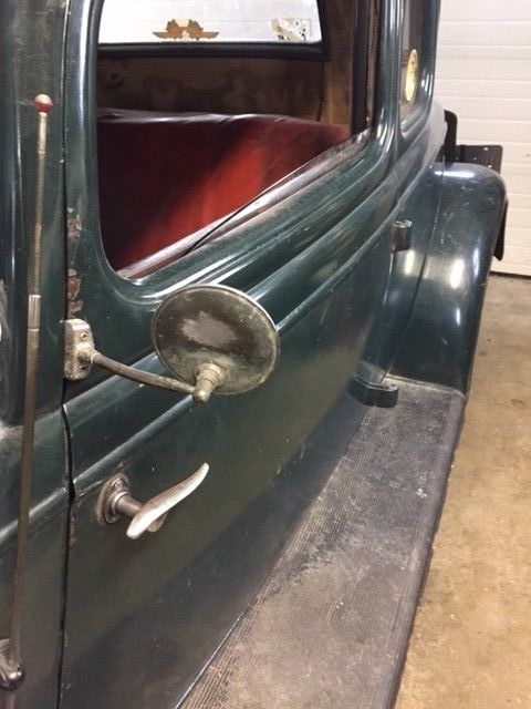 1933 Green Ford Standard 5W Coupe Coupe