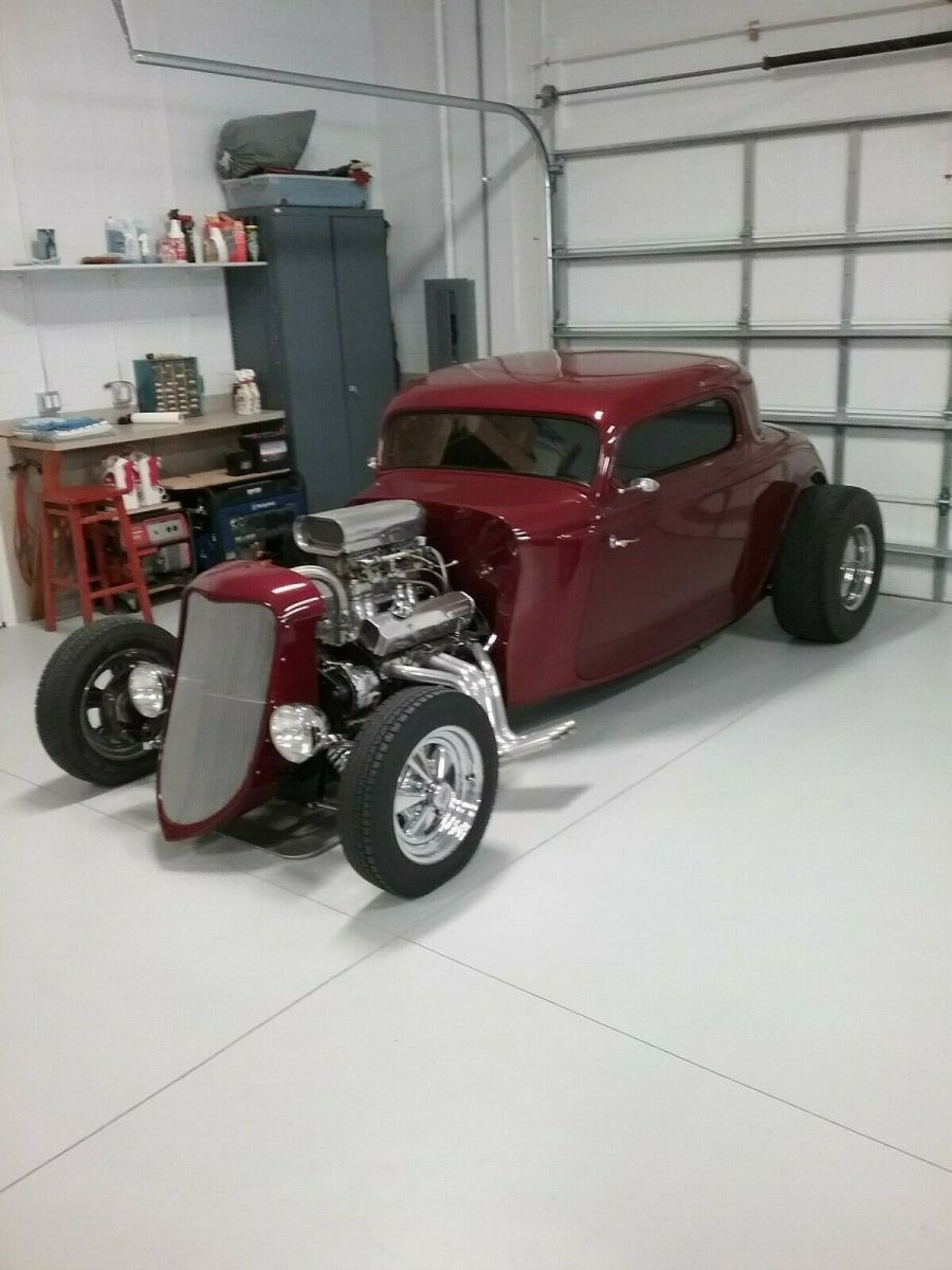 1933 White Ford Coupe Hankster fiberglass body