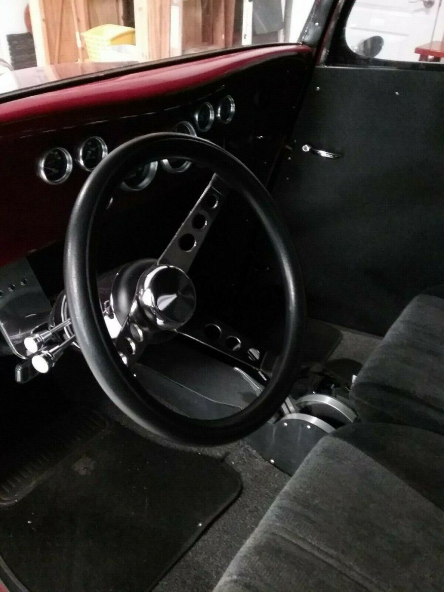 1933 White Ford Coupe Hankster fiberglass body