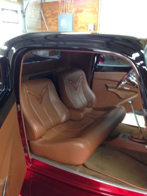 1933 Red Ford FORD Coupe