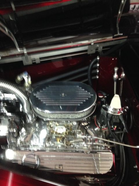 1933 Red Ford FORD Coupe