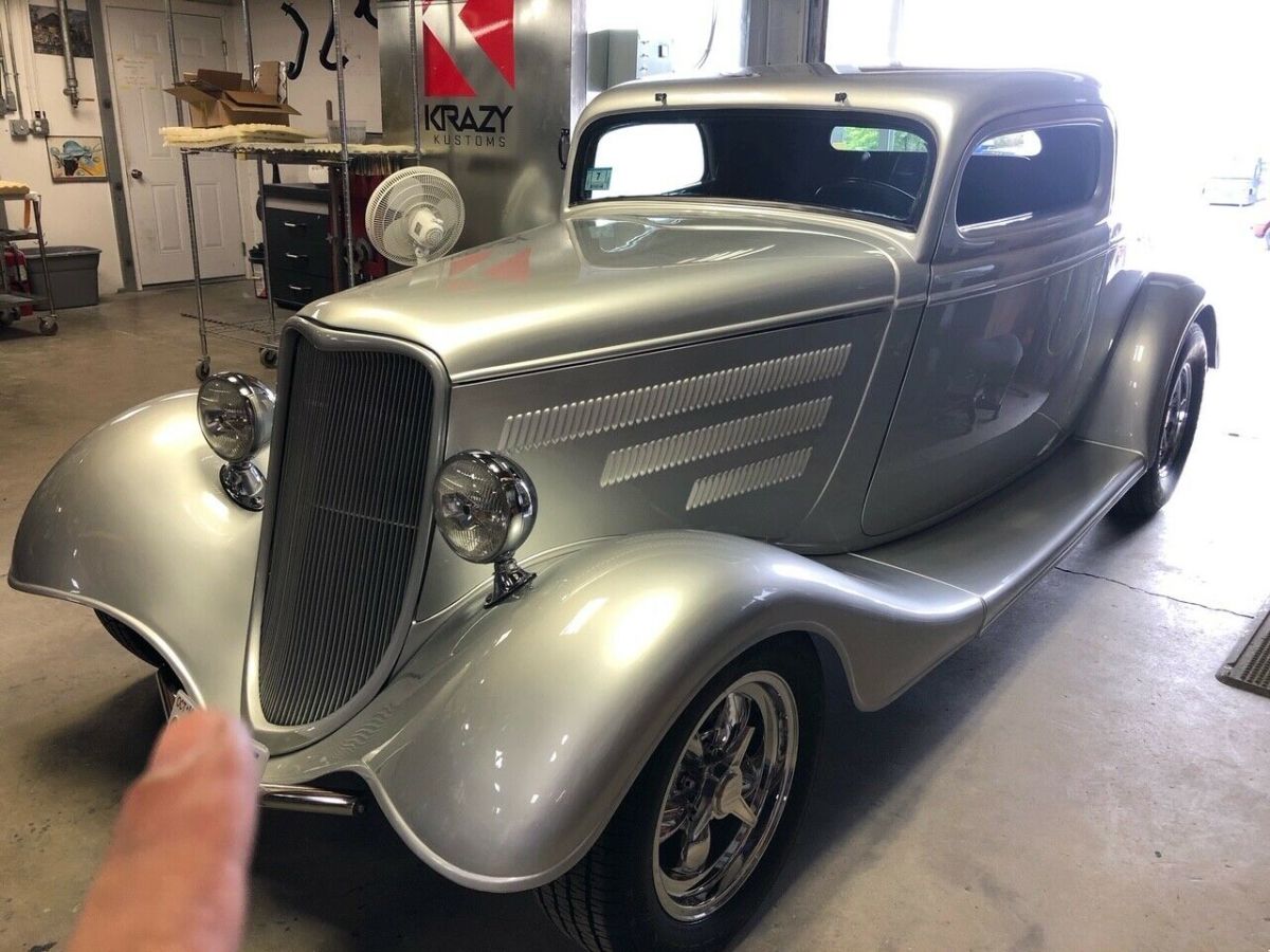 1933 Ford 3 Window Coupe Coupe