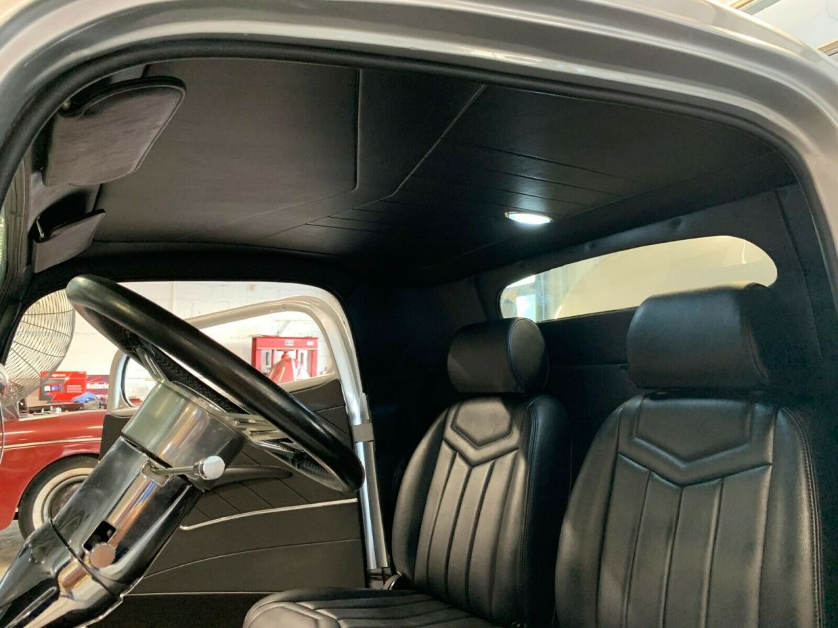 1933 Ford 3 Window Coupe Coupe