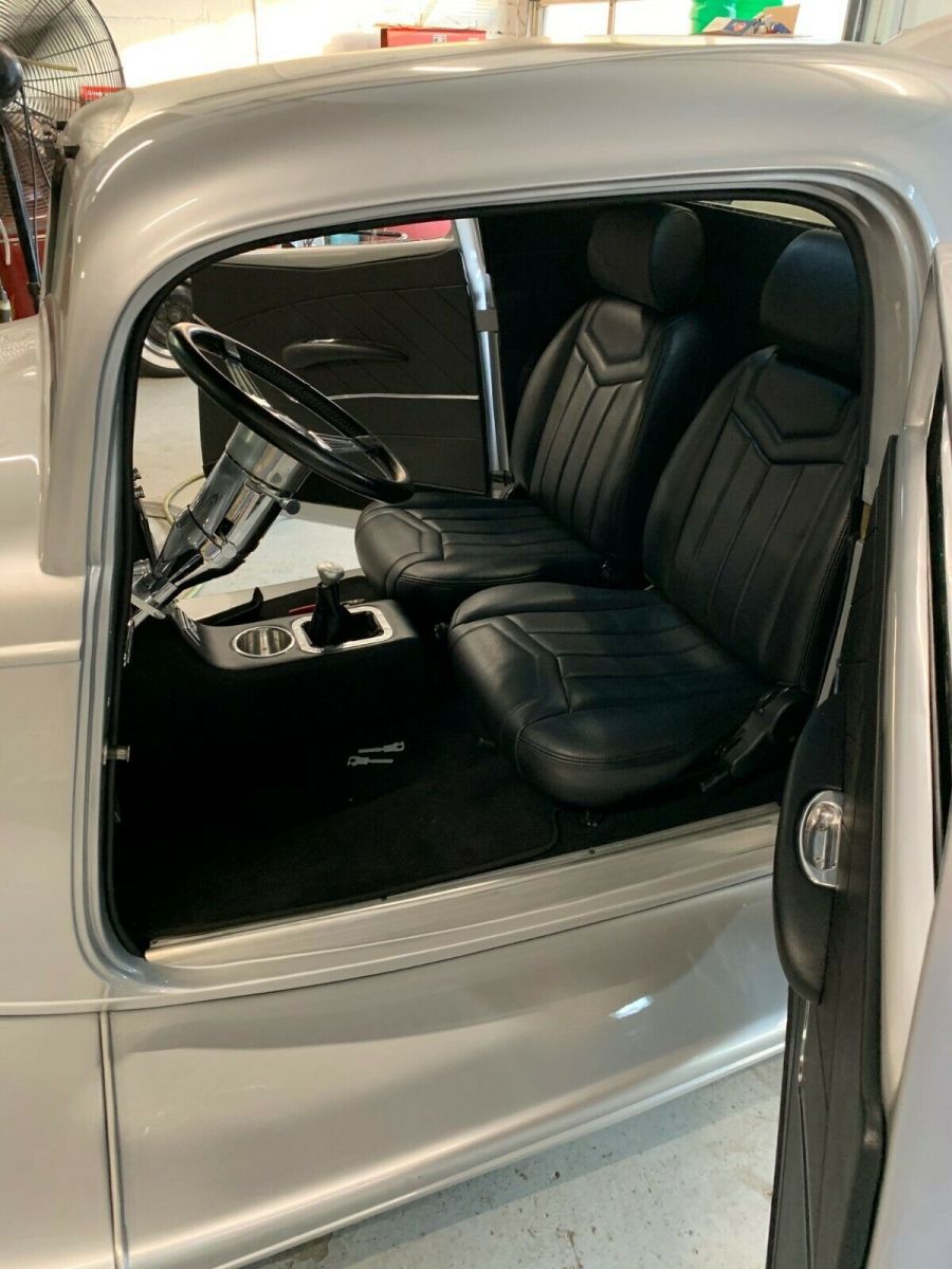 1933 Ford 3 Window Coupe Coupe