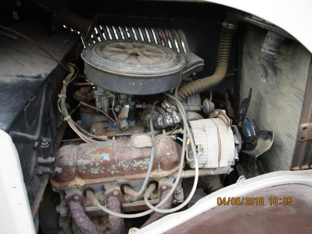 1933 Tan/Brown Ford Sedan 4 door Sedan