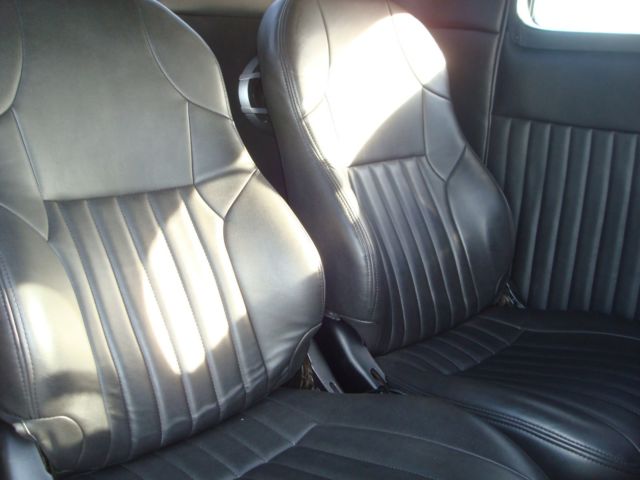 1933 Black Ford Three window coupe Coupe