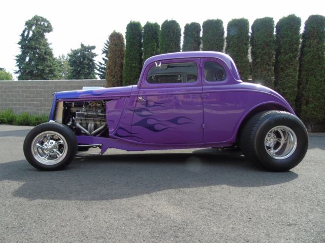 1933 Purple Ford 5 Window Coupe