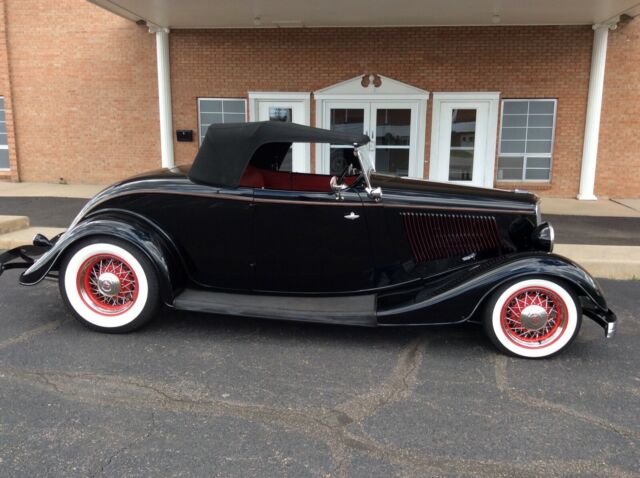 1933 Black Ford Model 40 Convertible