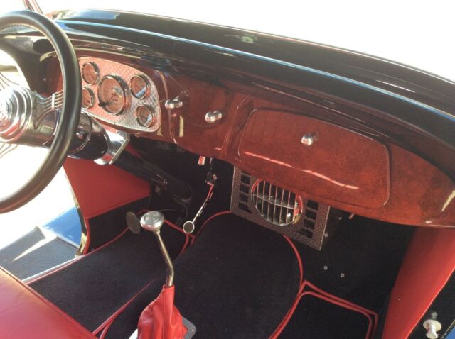 1933 Black Ford Model 40 Convertible