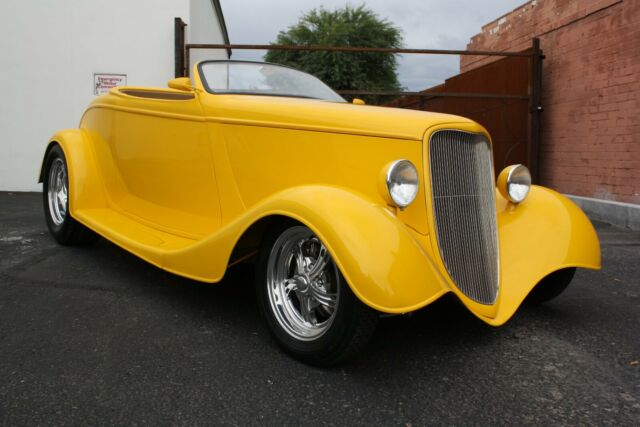 1933 Yellow Ford 40 Roadster roadster