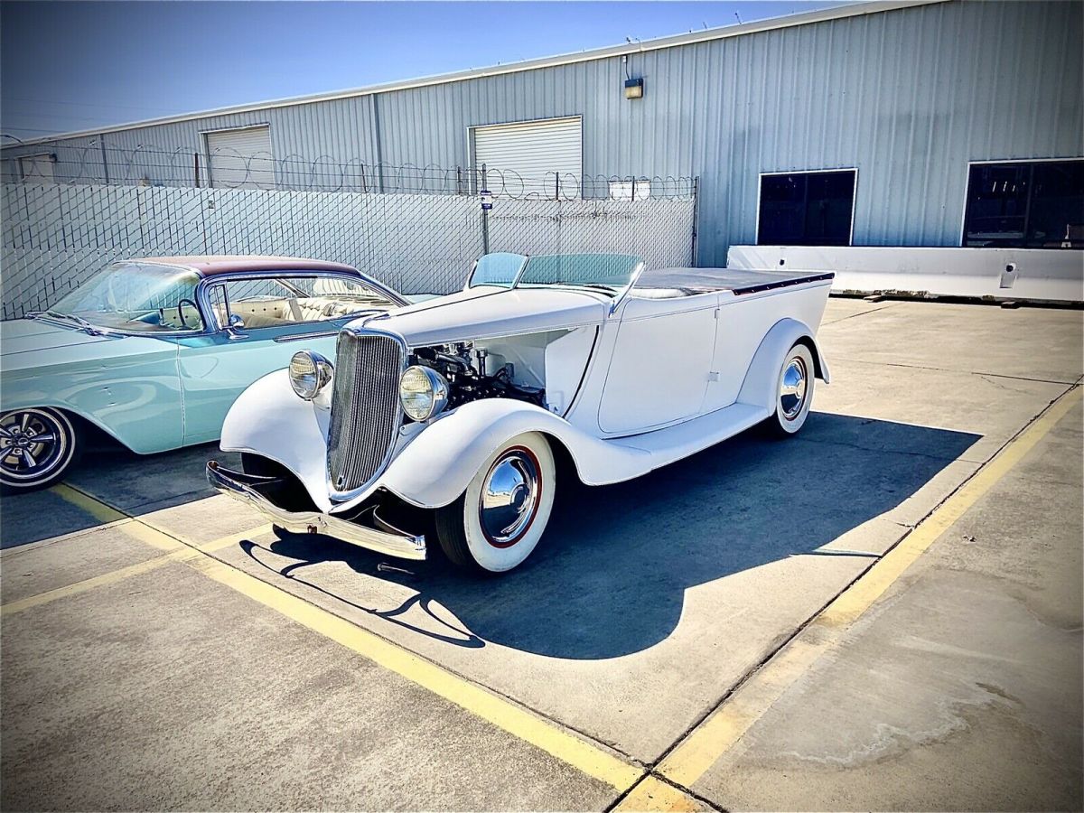 1933 White Ford Roadster