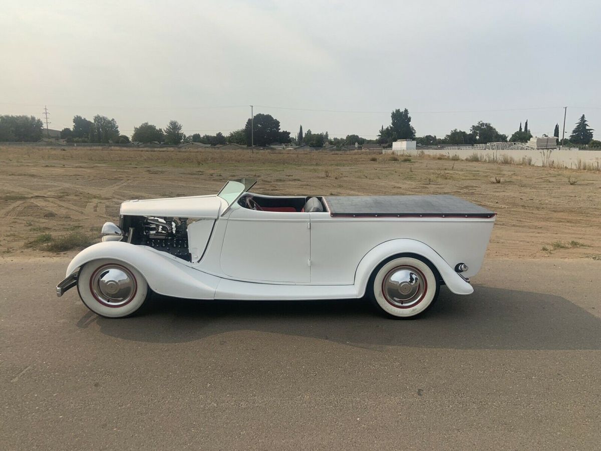 1933 White Ford Roadster