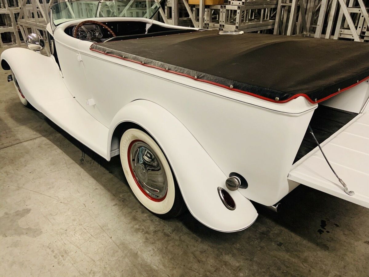 1933 White Ford Roadster