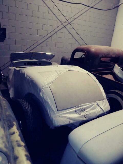 1933 primer grey Ford speedster roadster