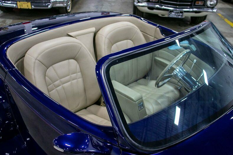 1933 Blue Ford Streetrod --